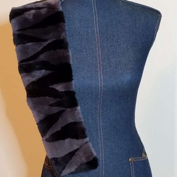 ✅#60 NEW WITHOUT TAG AUTHENTIC genuine FUR blk gray - Picture 7 of 10